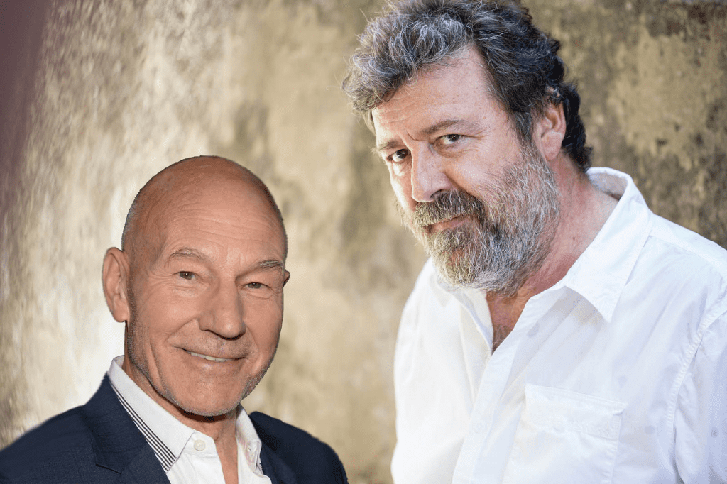 A sinistra Patrick Stewart, a Destra Alessandro Rossi A sinistra Patrick Stewart, a Destra Alessandro Rossi