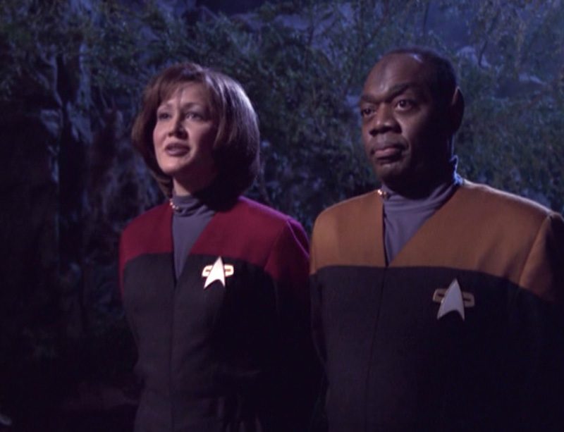 il capitano Kathryn Janeway e Tuvok Fake