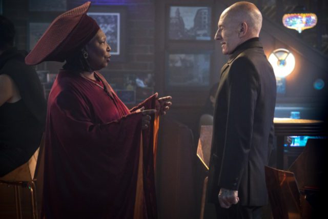 Picard rincontra dopo anni la sua vecchia amica Guinan
