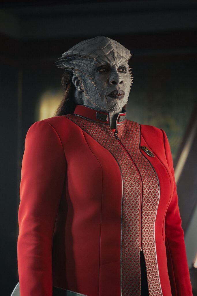 Gina Yashere è Lura Thok  in Star Trek: Starfleet Academy, episodio 2, Stagione 1, in streaming su Paramount+, 2025. Crediti Foto: Brooke Palmer/Paramount+.