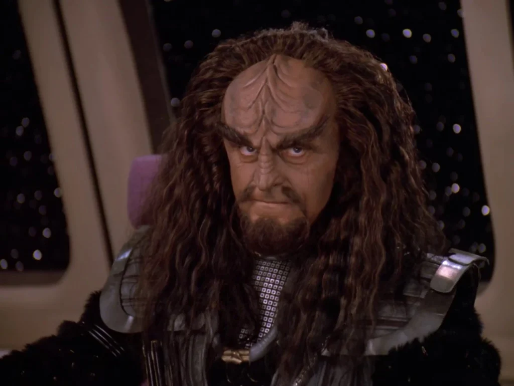 James Sloyan in Star Trek: The Next Generation nel ruolo di K'mtar